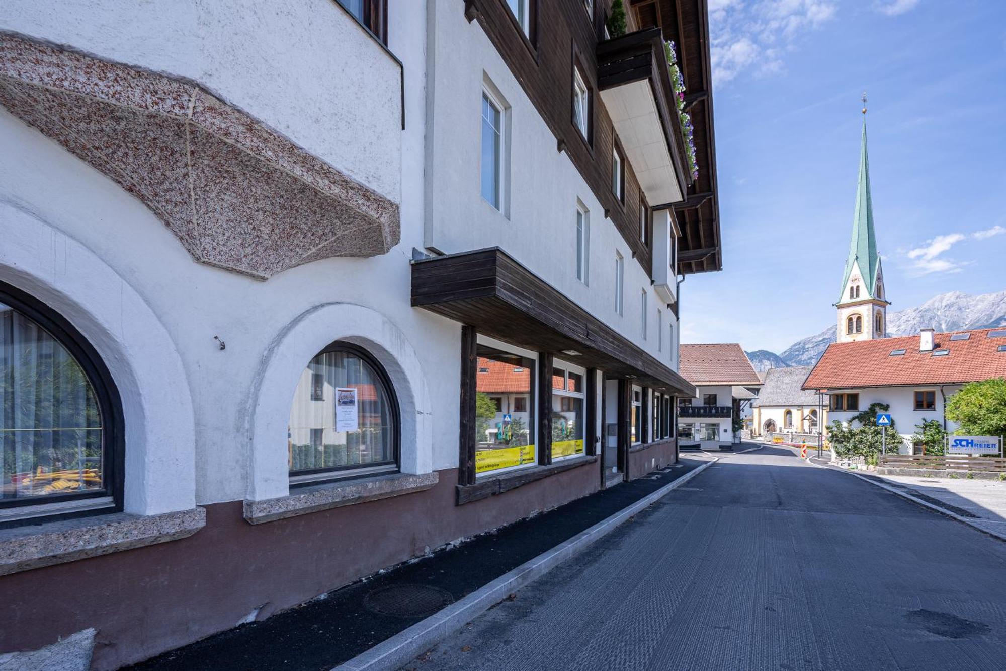 Apartment "Deluxe" Innsbruck - Mutters Exterior photo