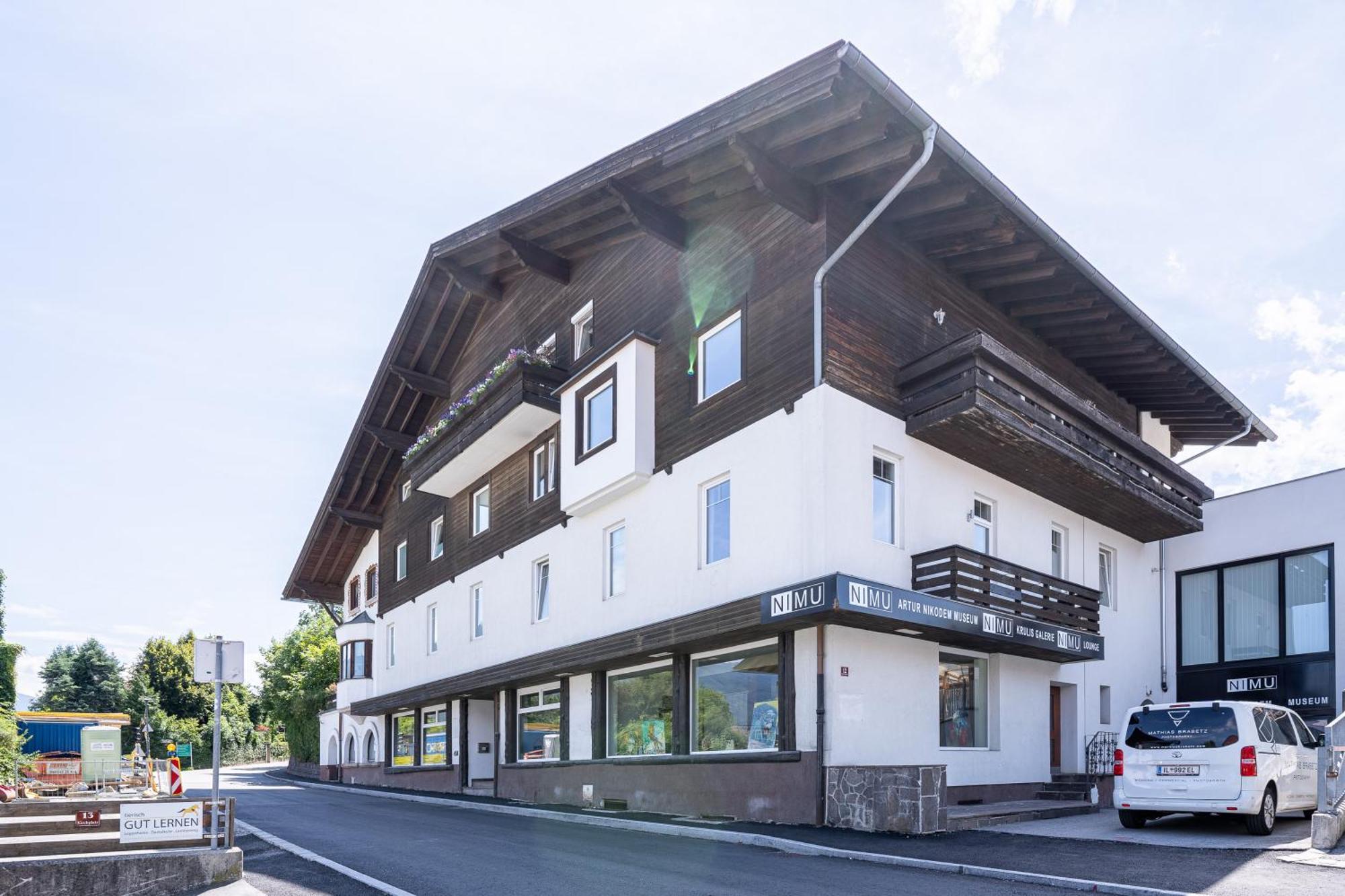 Apartment "Deluxe" Innsbruck - Mutters Exterior photo